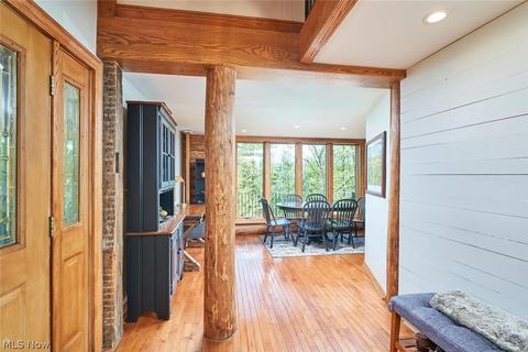 727 Wye Rd, Akron, OH 44333 photo 8