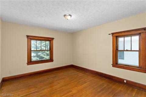 343 Kenyon Ave, Elyria, OH 44035 photo 17