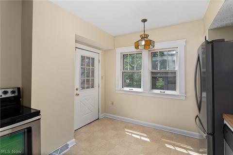343 Kenyon Ave, Elyria, OH 44035 photo 13