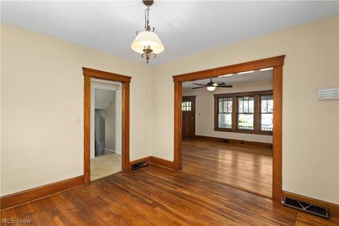 343 Kenyon Ave, Elyria, OH 44035 photo 9