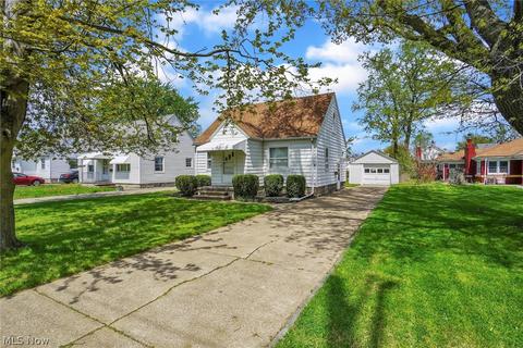 1759 E 36th St, Lorain, OH 44055 photo 2