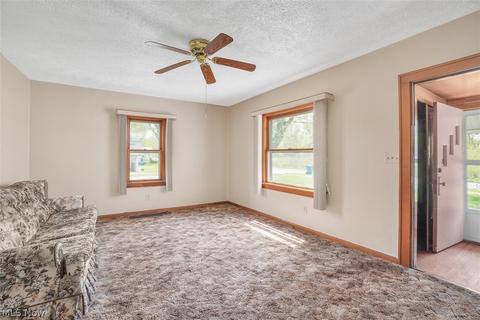 1759 E 36th St, Lorain, OH 44055 photo 4