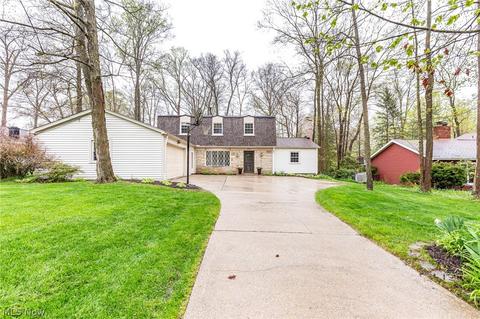 696 Briarcliff Dr, Aurora, OH 44202 photo 28