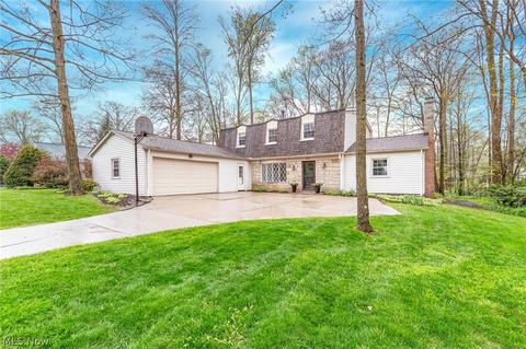 696 Briarcliff Dr, Aurora, OH 44202 photo 34