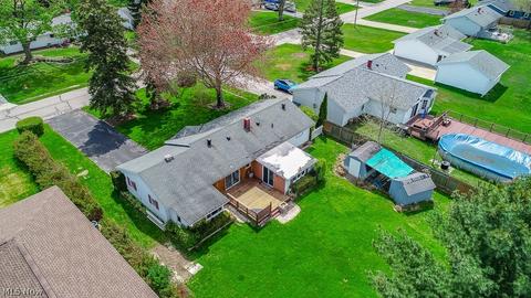 5976 Thunderbird Dr, Mentor On The Lake, OH 44060 photo 7