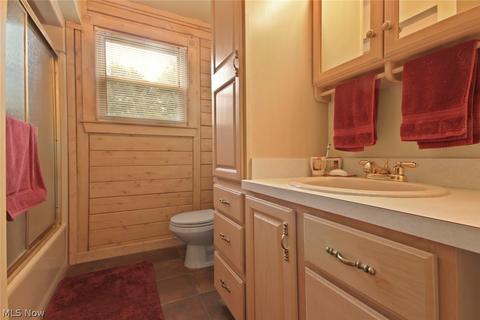 5471 Clingan Rd, Struthers, OH 44471 photo 21