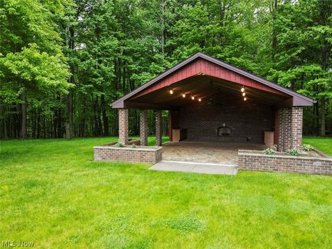 5471 Clingan Rd, Struthers, OH 44471 photo 8