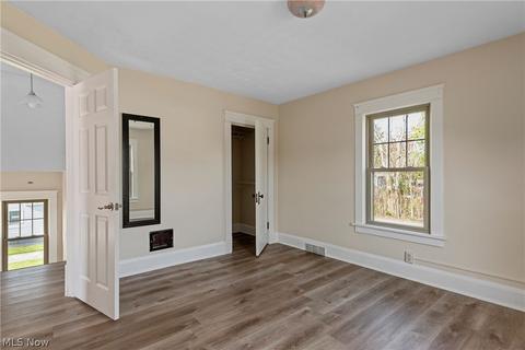 458 7th St, Struthers, OH 44471 photo 15