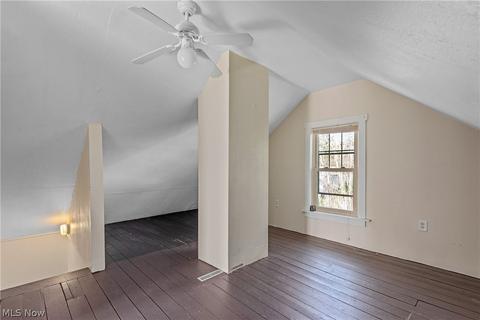 458 7th St, Struthers, OH 44471 photo 17