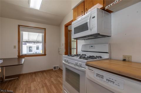 1611 Rush Rd, Wickliffe, OH 44092 photo 8