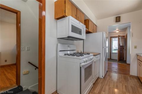 1611 Rush Rd, Wickliffe, OH 44092 photo 9