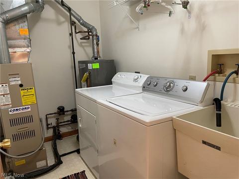 207 Wynn Ave, Elyria, OH 44035 photo 5