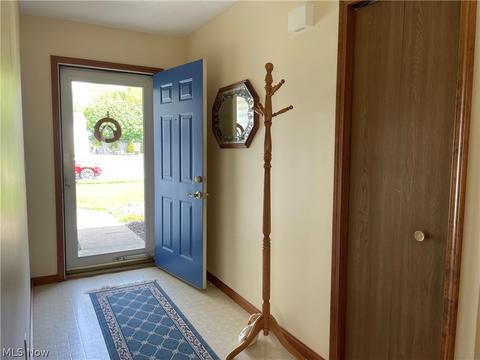 207 Wynn Ave, Elyria, OH 44035 photo 16