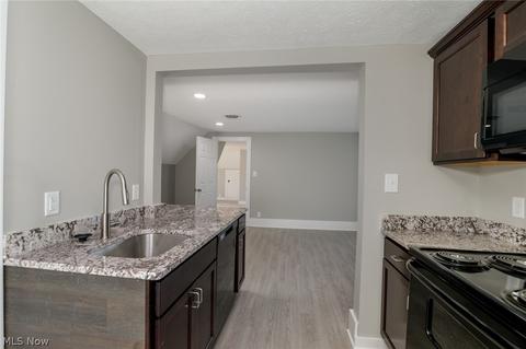 438 High St, Wadsworth, OH 44281 photo 21