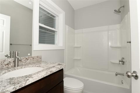 438 High St, Wadsworth, OH 44281 photo 10