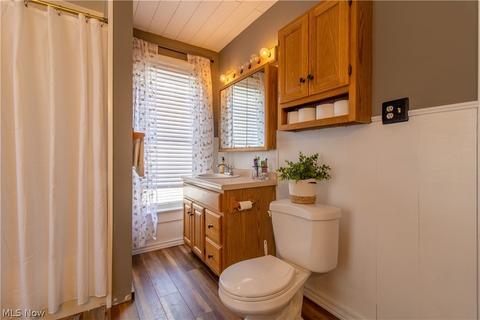 517 E 4th St, Dover, OH 44622 photo 18