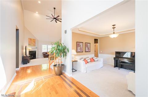 7665 Pinecrest Ln, Solon, OH 44139 photo 5