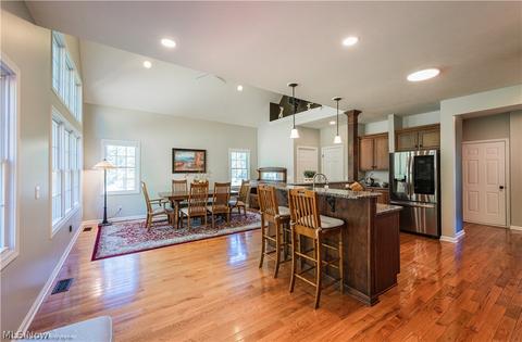 7665 Pinecrest Ln, Solon, OH 44139 photo 7