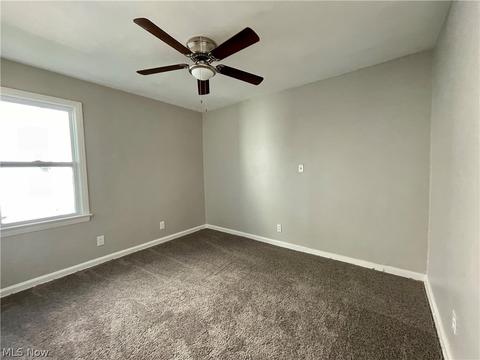 18606 Libby Rd, Maple Heights, OH 44137 photo 10