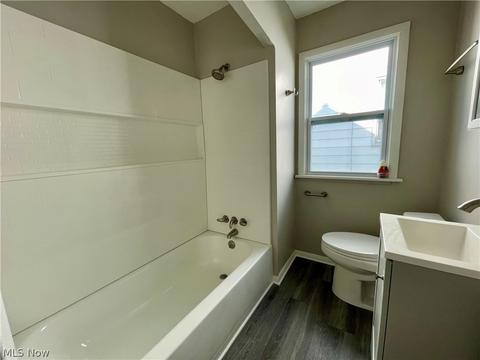 18606 Libby Rd, Maple Heights, OH 44137 photo 12