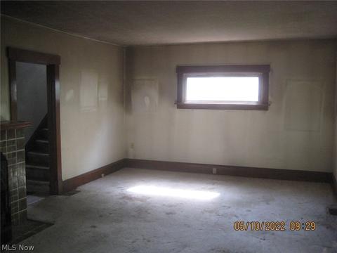 122 Bellflower Ave NW, Canton, OH 44708 photo 5