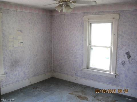 122 Bellflower Ave NW, Canton, OH 44708 photo 12