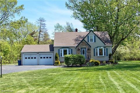 2655 River Rd, Willoughby Hills, OH 44094 photo 1