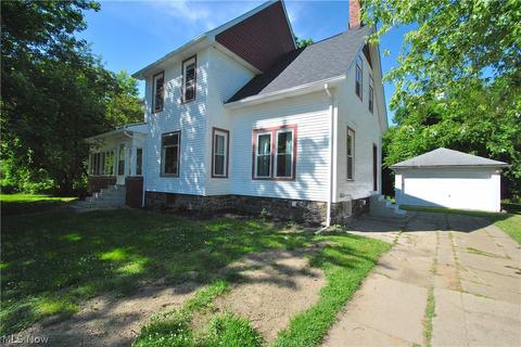 5511 Fort Ave, Ashtabula, OH 44004 photo 2