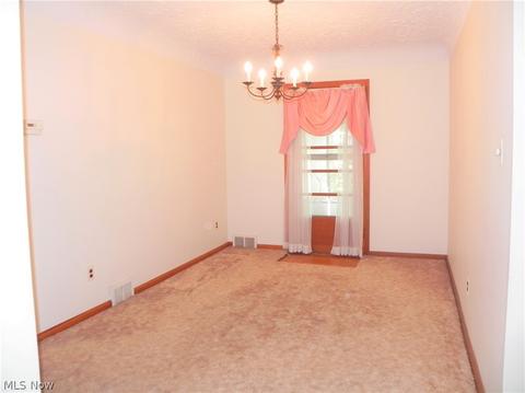 5809 Washington Blvd, Ashtabula, OH 44004 photo 6