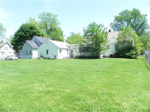 5809 Washington Blvd, Ashtabula, OH 44004 photo 3
