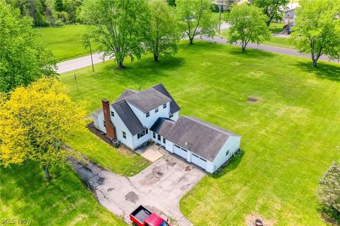 9863 E Center St, Windham, OH 44288 photo 2