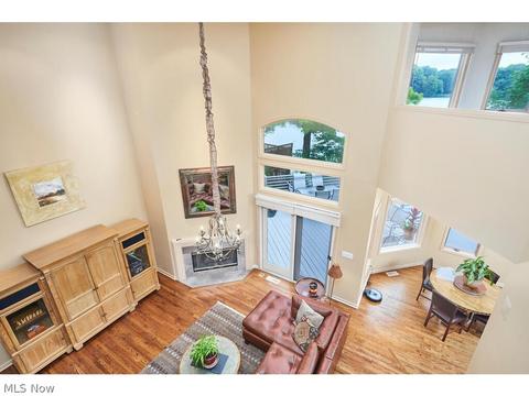 311 Lake Pointe Dr, Akron, OH 44333 photo 13