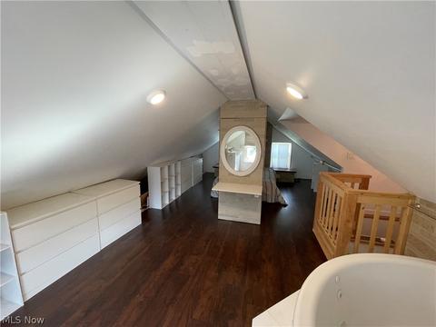 150 Perry St, Struthers, OH 44471 photo 12