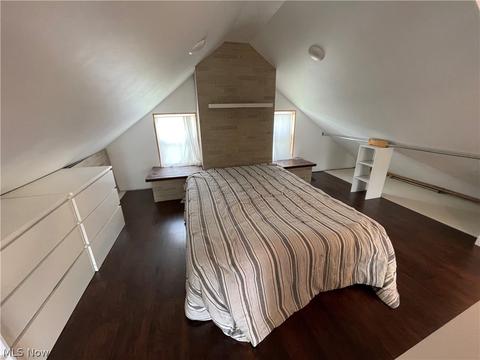 150 Perry St, Struthers, OH 44471 photo 10