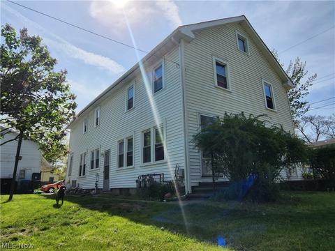 1601 Grafton Rd, Elyria, OH 44035 photo 1