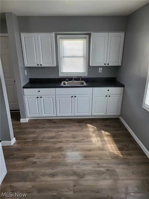 151 Taft Ave, Elyria, OH 44035 photo 2