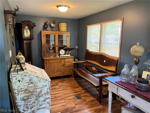 7 Sunset Dr, Lagrange, OH 44050 photo 4