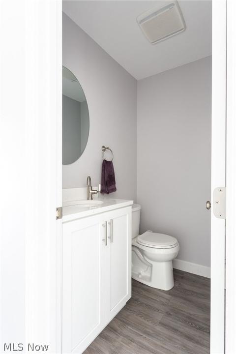 411 E 13th St, Dover, OH 44622 photo 14