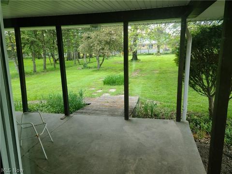1192 Mapleview Dr, Seven Hills, OH 44131 photo 6