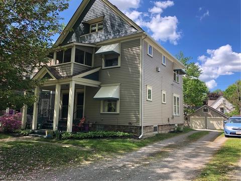 254 Harrison St, Elyria, OH 44035 photo 1