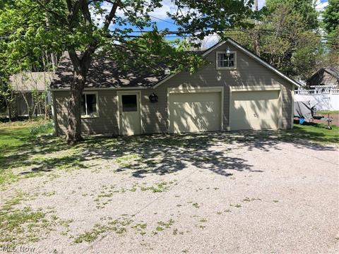 254 Harrison St, Elyria, OH 44035 photo 6