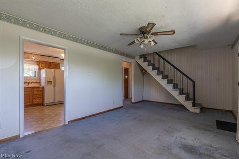 1315 Eleanor Dr, Ashtabula, OH 44004 photo 2