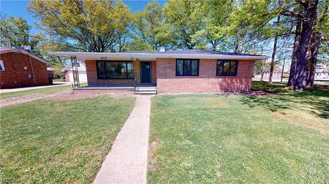 1815 W 10th St, Ashtabula, OH 44004 photo 1
