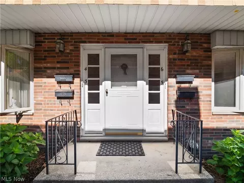 6482 State Rd #E4, Parma, OH 44134 photo 2