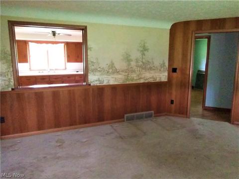 2006 Renko Rd, Ashtabula, OH 44004 photo 4