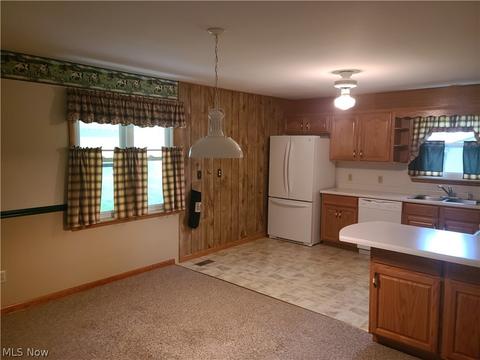 36920 Opal Dr, Barnesville, OH 43713 photo 2