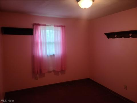 36920 Opal Dr, Barnesville, OH 43713 photo 9