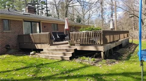 8716 E Craig Dr, Chagrin Falls, OH 44023 photo 4