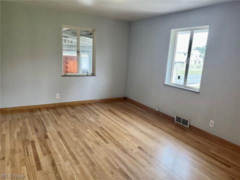 5611 Broadview Rd, Parma, OH 44134 photo 9