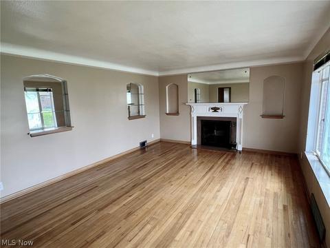 5611 Broadview Rd, Parma, OH 44134 photo 2